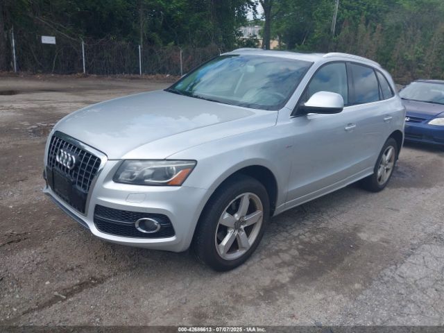 2011 AUDI Q5 WA1DKAFP2BA095383 Photo 1
