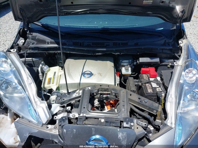 1N4AZ0CP1GC303841 Nissan 2016