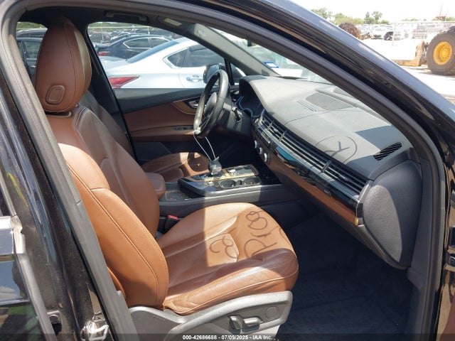 2017 AUDI Q7 WA1AHAF73HD037680 Photo 4