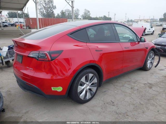 Tesla Model Y 2023 7SAYGDEE1PA034003 Image 4