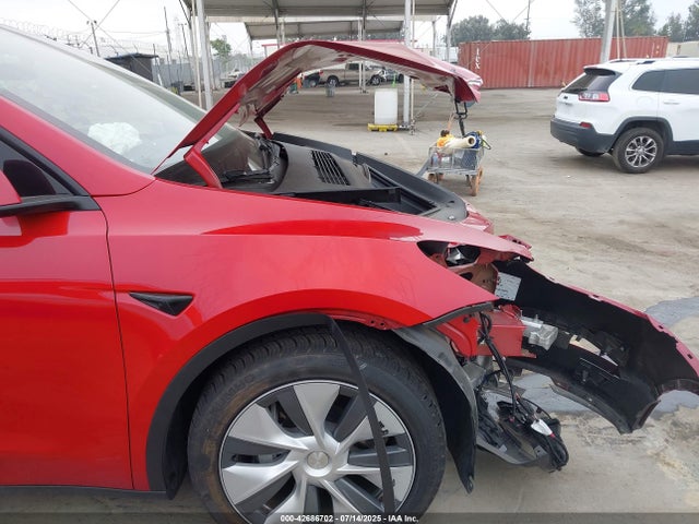 Tesla Model Y 2023 7SAYGDEE1PA034003 Image 6