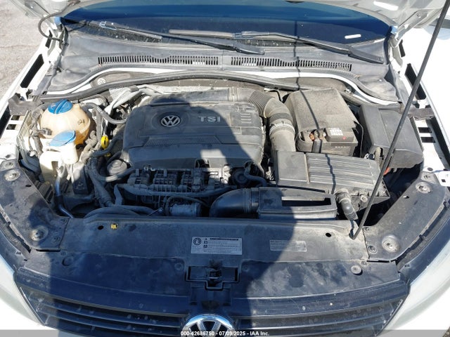 3VWD17AJ8EM284395 Volkswagen 2014