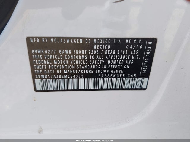 3VWD17AJ8EM284395 Volkswagen 2014