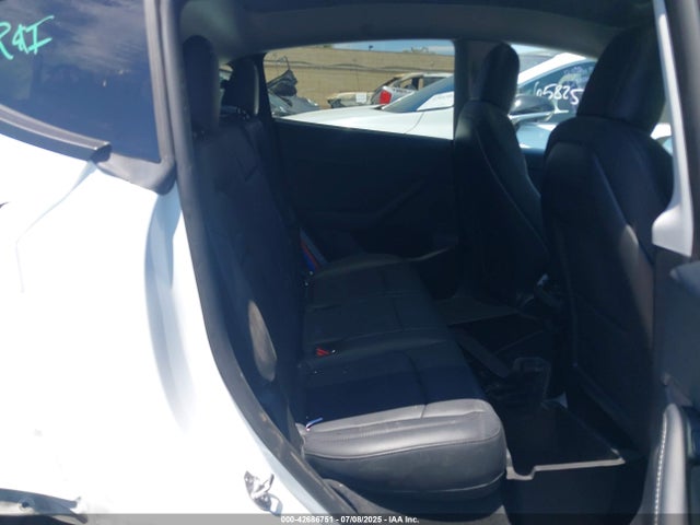 Tesla 2022 2022 7SAYGDEF2NF558690 Image 8