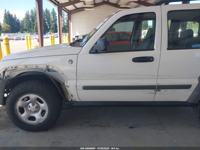 2005 JEEP LIBERTY 1J4GL48K05W715488 Photo 5
