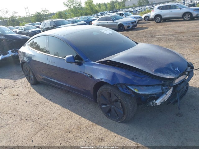 2024 TESLA MODEL 3 5YJ3E1EA1RF769384 Photo 0