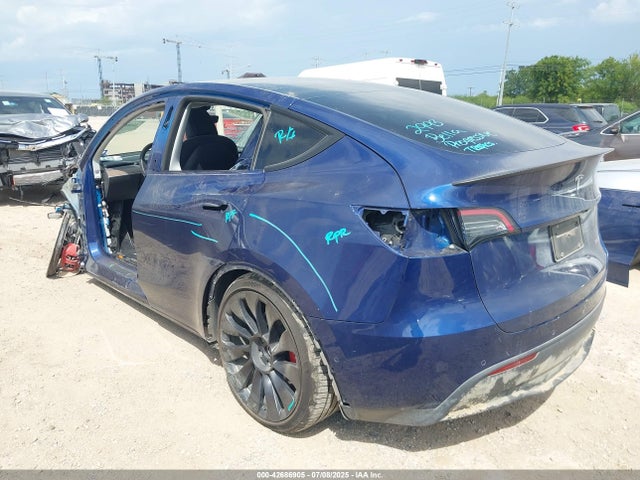 2022 TESLA MODEL Y 7SAYGDEF4NF461992 Photo 2