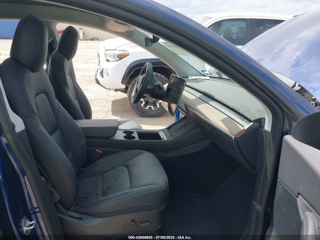 2022 TESLA MODEL Y 7SAYGDEF4NF461992 Photo 4