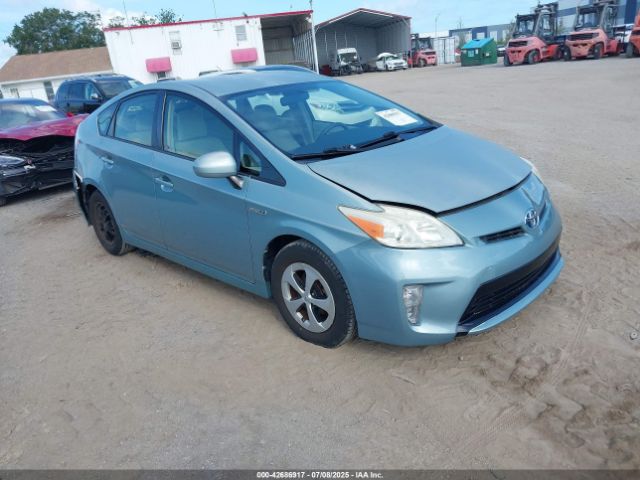 2014 TOYOTA PRIUS JTDKN3DU2E1815522 Photo 0