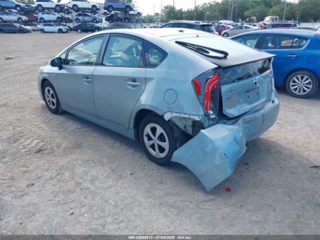 2014 TOYOTA PRIUS JTDKN3DU2E1815522 Photo 2