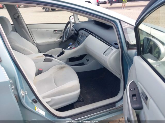 2014 TOYOTA PRIUS JTDKN3DU2E1815522 Photo 4