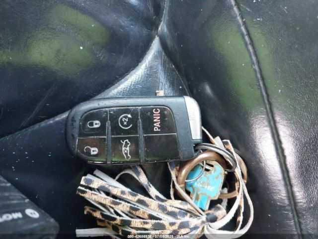 2015 CHRYSLER 300 2C3CCAAG4FH864323 Photo 10