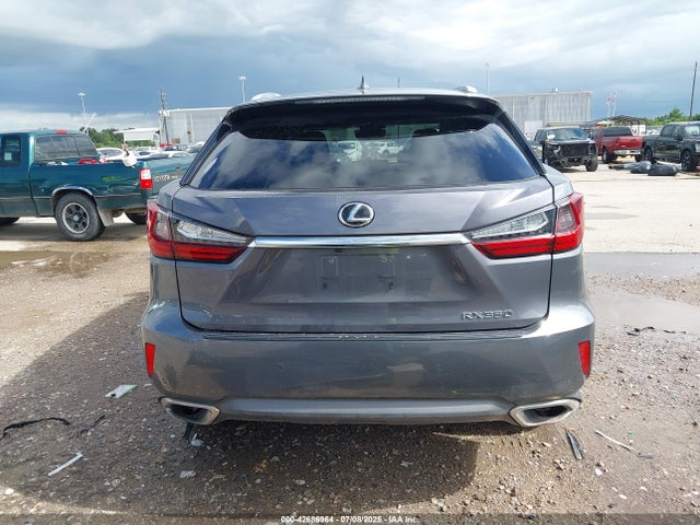 Lexus 2016 2016 2T2ZZMCA3GC012972 Image 17