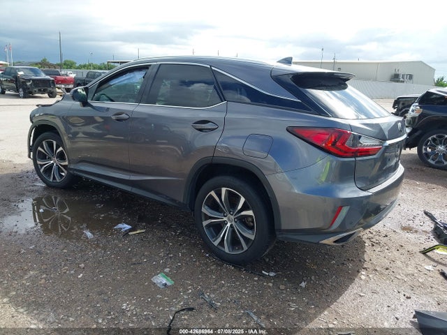 Lexus 2016 2016 2T2ZZMCA3GC012972 Image 3