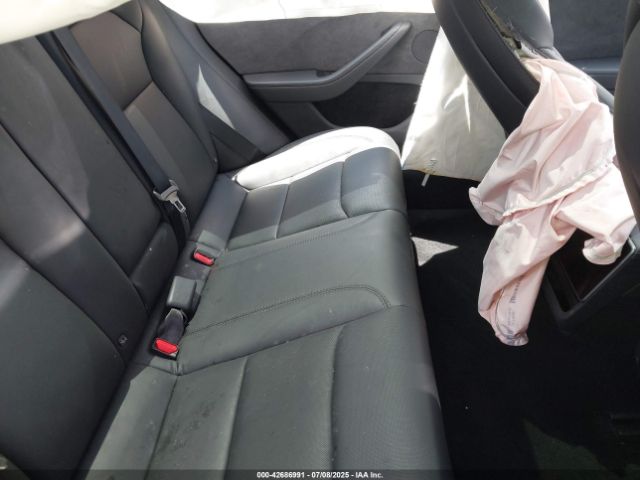 2025 TESLA MODEL 3 5YJ3E1EB1SF929424 Photo 7