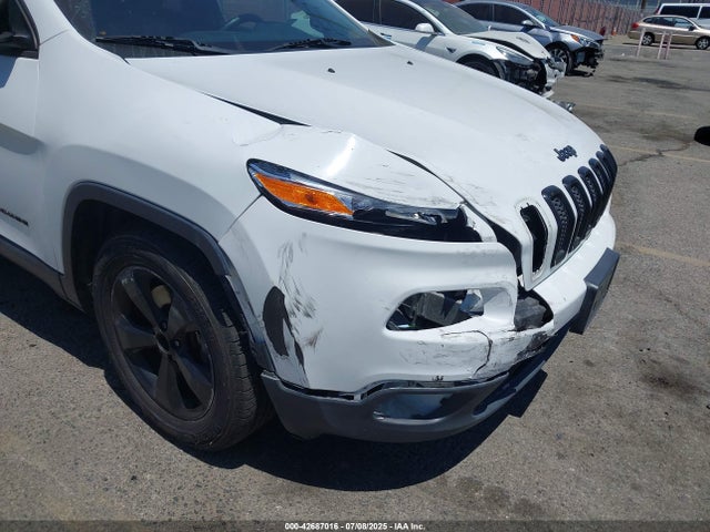 1C4PJLAS7HW642589 Jeep 2017