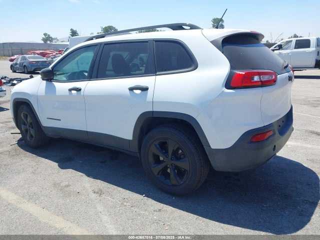 1C4PJLAS7HW642589 Jeep 2017