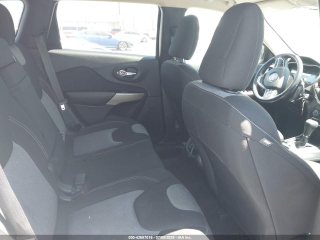 1C4PJLAS7HW642589 Jeep 2017
