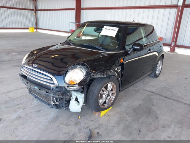 2012 MINI COOPER WMWSU3C5XCT258046 Photo 1