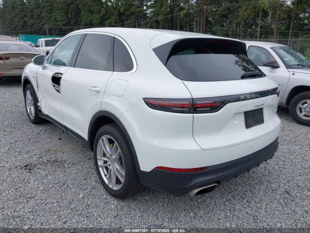 2019 PORSCHE CAYENNE E-HYBRID WP1AE2AY0KDA52065 Photo 2