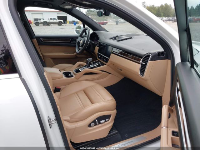2019 PORSCHE CAYENNE E-HYBRID WP1AE2AY0KDA52065 Photo 4