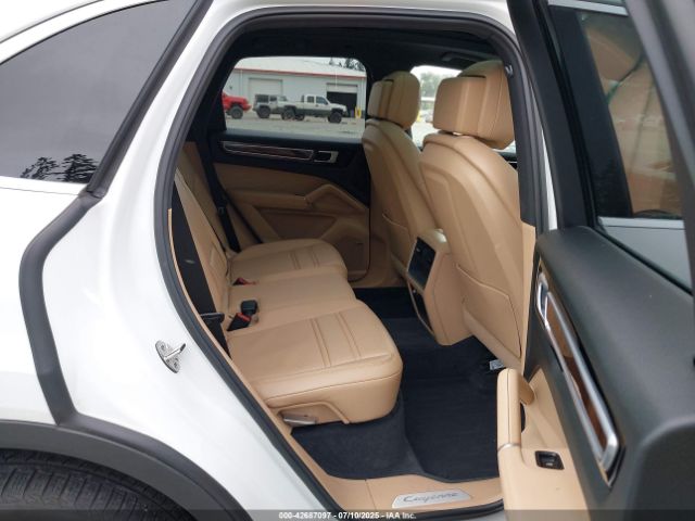2019 PORSCHE CAYENNE E-HYBRID WP1AE2AY0KDA52065 Photo 7