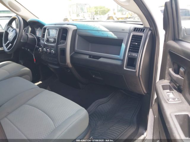 2019 RAM 1500 CLASSIC 1C6RR7FT7KS725455 Photo 4