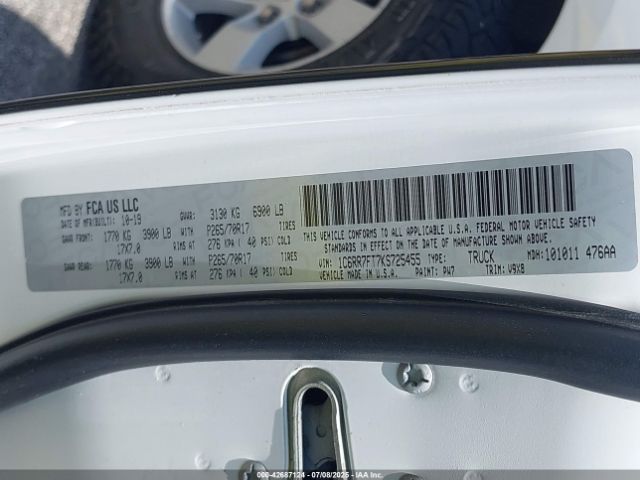 2019 RAM 1500 CLASSIC 1C6RR7FT7KS725455 Photo 8