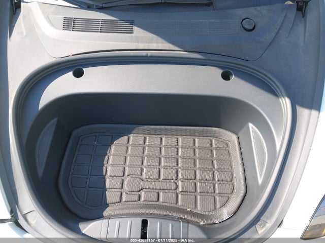 2023 TESLA MODEL 3 5YJ3E1EA1PF612595 Photo 9