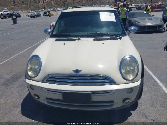 2006 MINI COOPER WMWRC33586TK71206 Photo 5