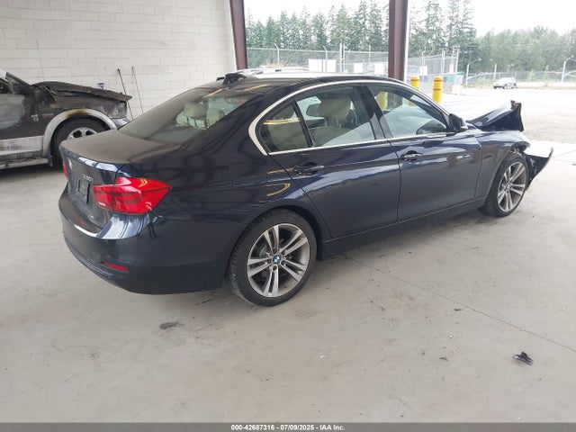 WBA8B9G33HNU56541 BMW 2017