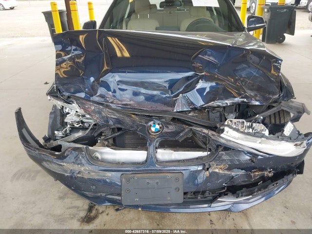 WBA8B9G33HNU56541 BMW 2017