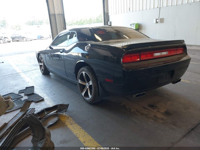 2C3CDYBT4EH281993 Dodge Challenger