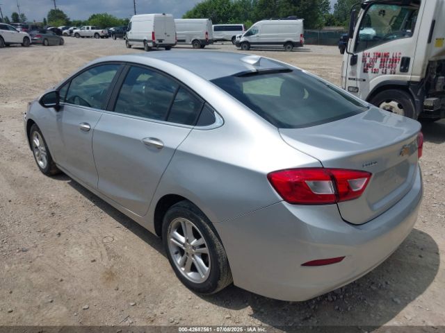 2018 CHEVROLET CRUZE 1G1BE5SM2J7200032 Photo 2