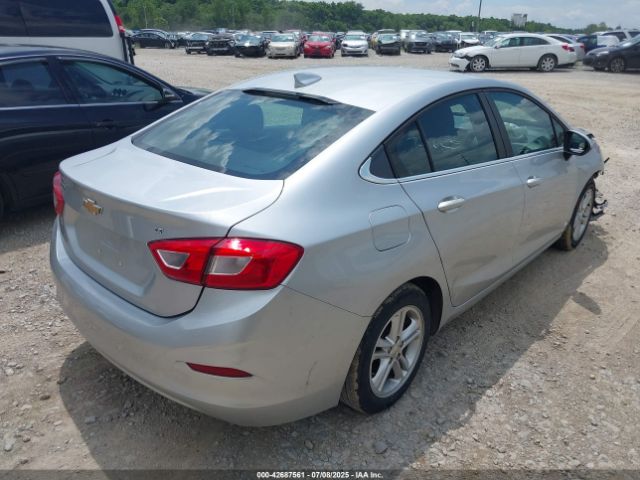 2018 CHEVROLET CRUZE 1G1BE5SM2J7200032 Photo 3