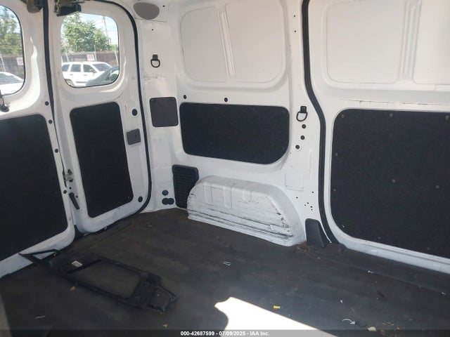 3N6CM0KN6MK704774 Nissan 2021