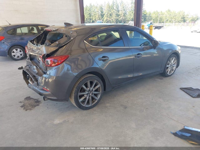 3MZBN1M36JM164031 Mazda py