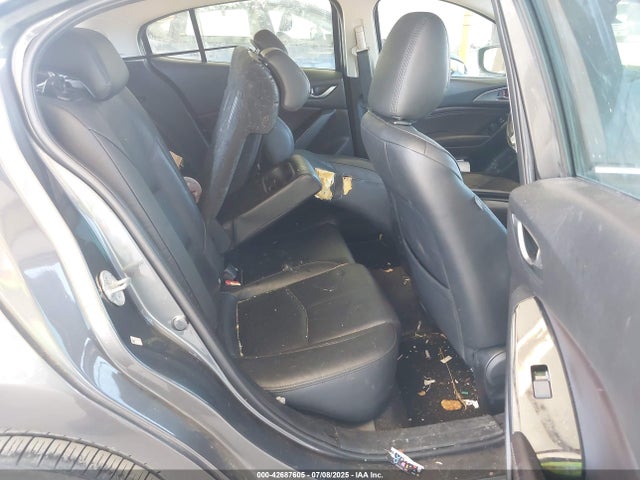 3MZBN1M36JM164031 Mazda py