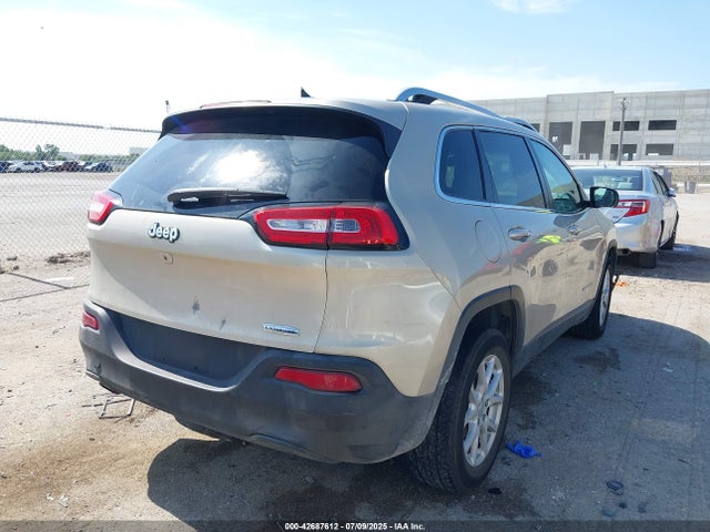 1C4PJLCB6FW690580 Jeep 2015