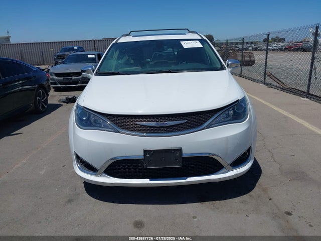 Chrysler Pacifica 2020 2C4RC1GG2LR278612 Image 13