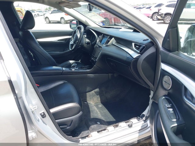 3PCAJ5CA2MF110946 Infiniti QX50