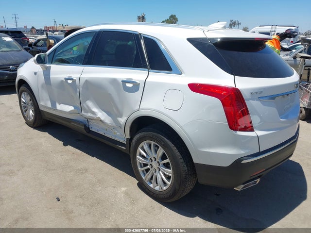 2019 CADILLAC XT5 1GYKNARS6KZ182882 Photo 2