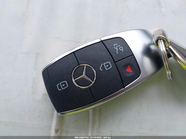 W1N9M0KB3PN015320 Mercedes-Benz 2023