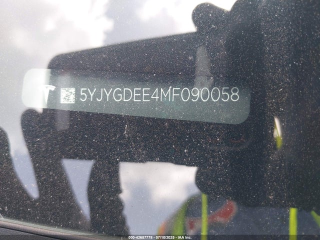 2021 TESLA MODEL Y 5YJYGDEE4MF090058 Photo 8