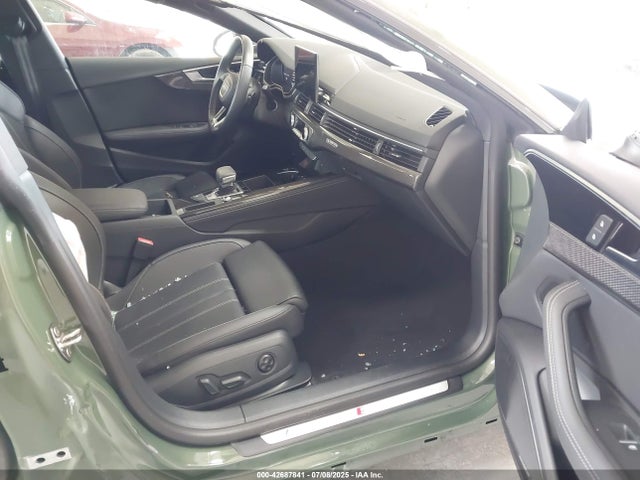 Audi 3.0 tfsi 2024 WAUC4CF51RA068897 Image 5