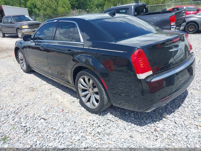 2C3CCAAGXJH320840 Chrysler 300