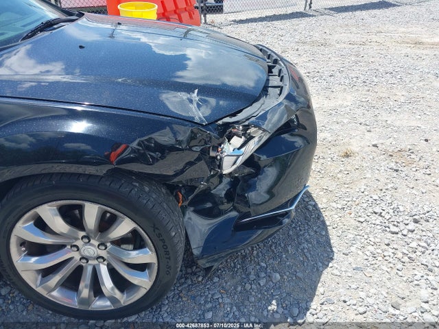 2C3CCAAGXJH320840 Chrysler 300