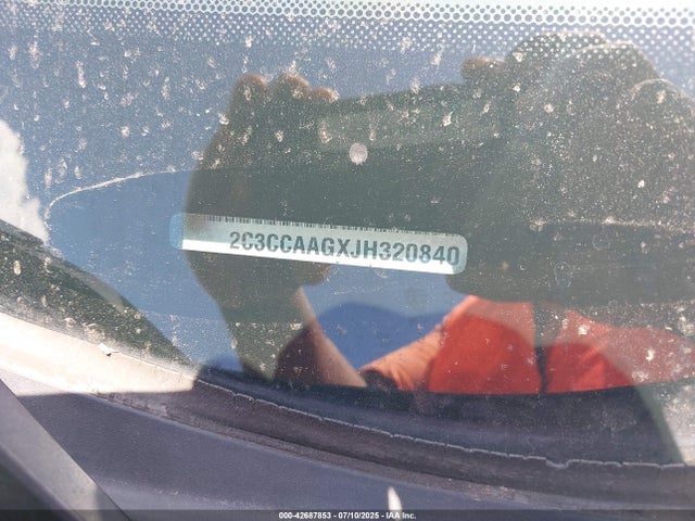 2C3CCAAGXJH320840 Chrysler 300