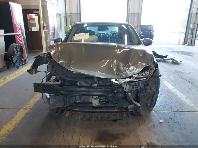 3N1AB7AP8JL646073 Nissan Sentra