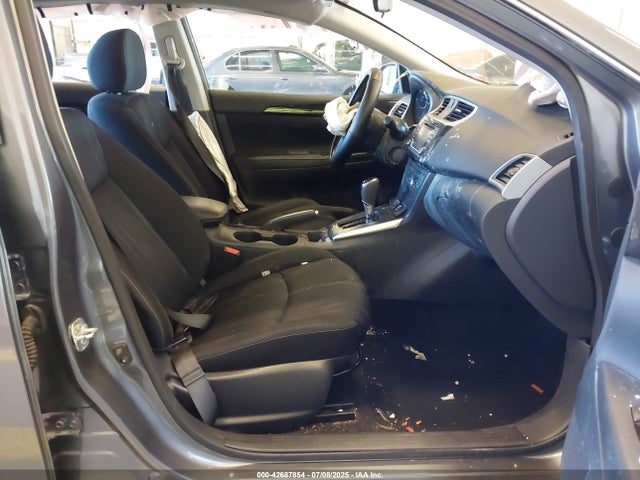3N1AB7AP8JL646073 Nissan Sentra